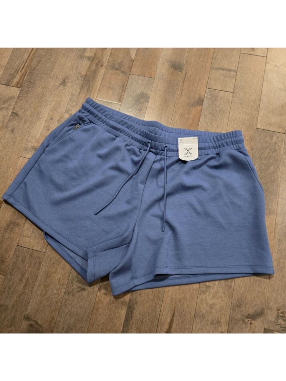 Xersion Womens Periwinkle Blue Athletic Shorts 5" Mid-Rise 1x - Picture 8 of 8